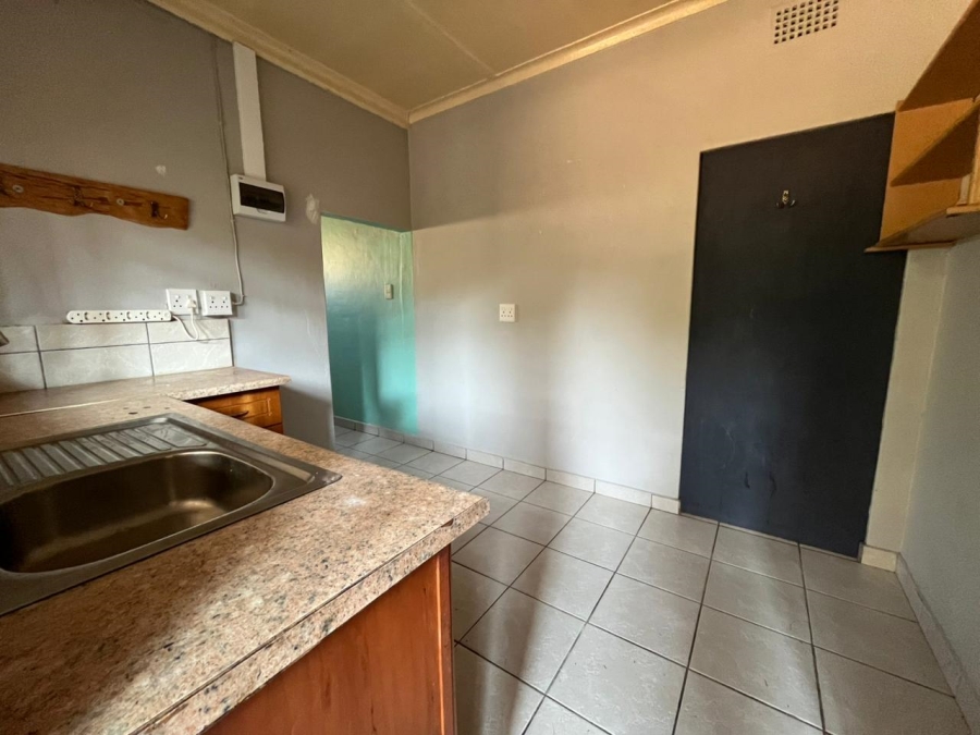 1 Bedroom Property for Sale in Wilkoppies North West